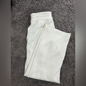 Softstreme High Rise Straight-Leg cropped Pant